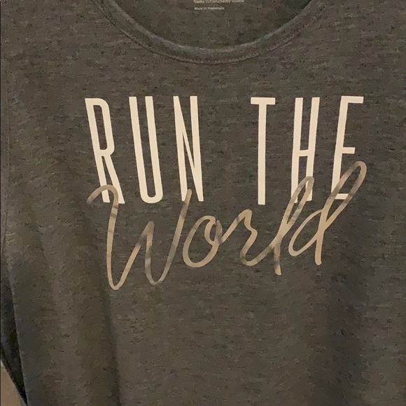 Old Navy Tank top - Picture 2 of 4